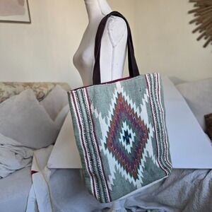 Fabulous MJ Multicolor Southwestern Boho Woven Geometric Aztec Shoulder Tote Bag